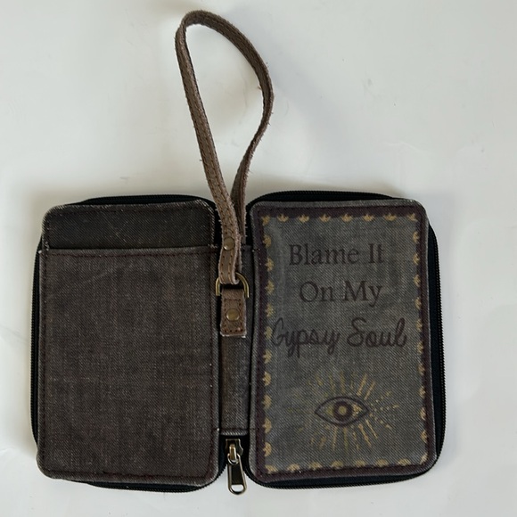 Mona B upcycled canvas wristlet wallet. - Picture 6 of 6